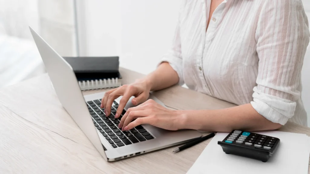 Usługi księgowe online w Łodzi – oszczędność czasu i pełna kontrola